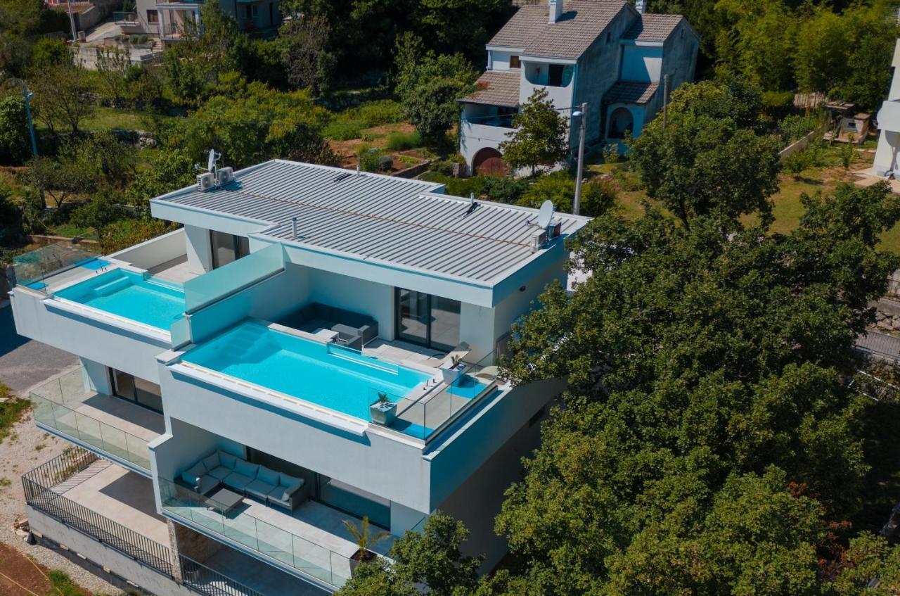 Villa The Boat With Rooftop Pool Matulji Exterior photo