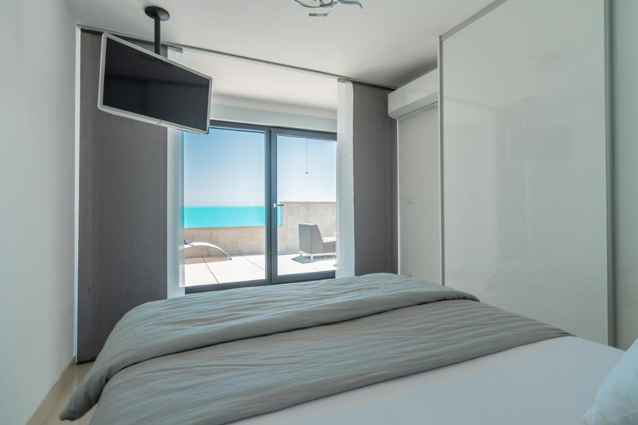 Villa The Boat With Rooftop Pool Matulji Exterior photo